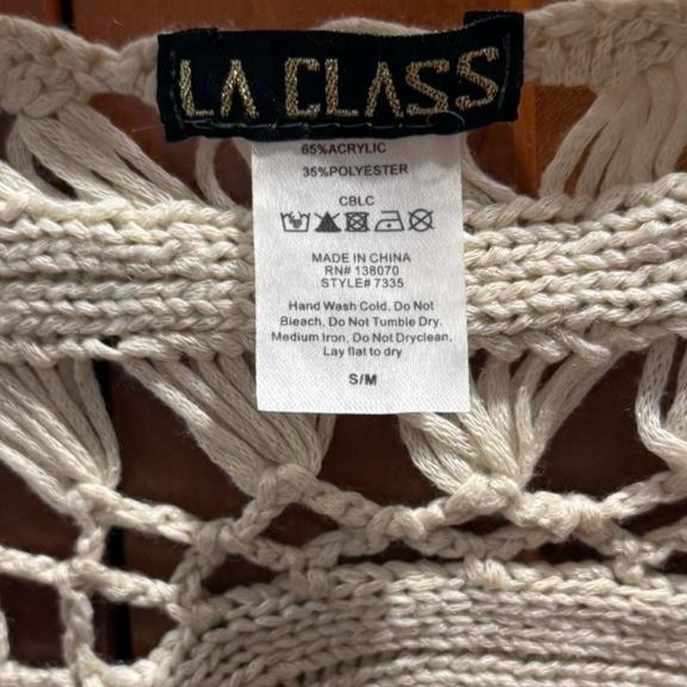 LA CLASS Crochet Cover Up - Picture 3 of 3
